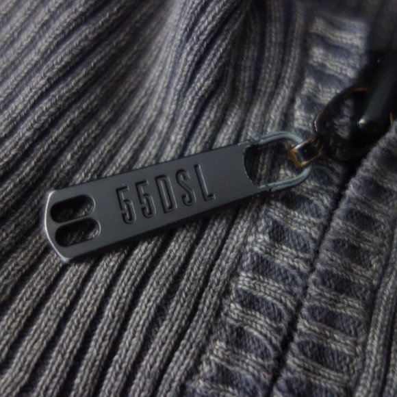 Diesel 55 DSL Optiisziyca Teknologie Light Material Zip Up Sweater Size M - Picture 12 of 15